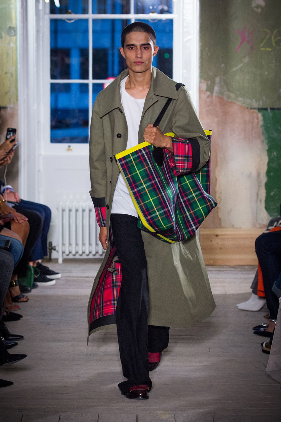 burberry gloves mens 2017